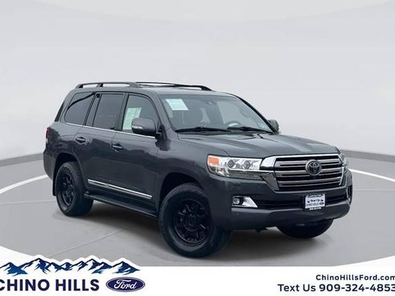 TOYOTA LAND CRUISER 2019 JTMCY7AJ2K4079849 image